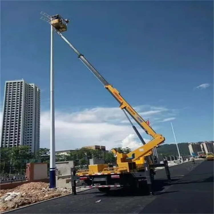 金寨县维修路灯的曲臂升降车出租